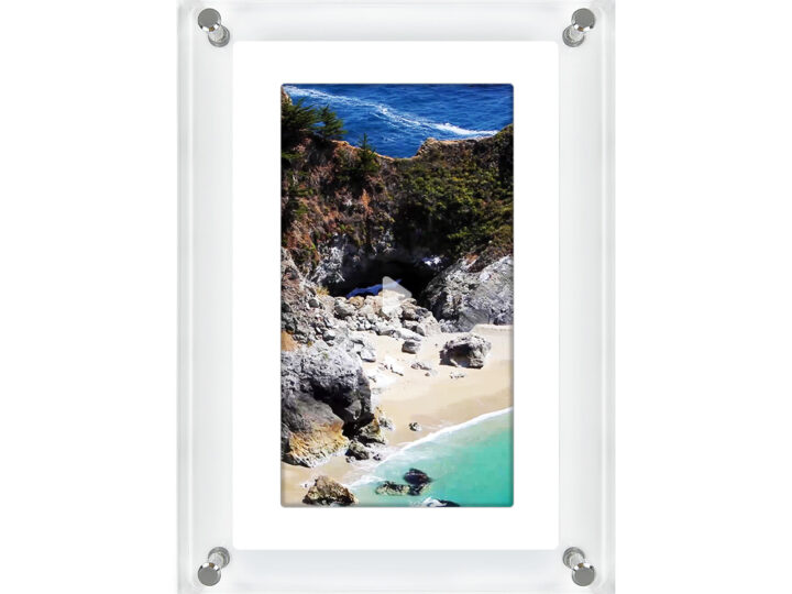 Enhance Your Memories: The Magic of Acrylic Photo Frames with Video Display